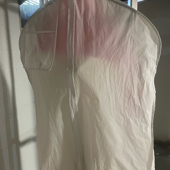 Justin Alexander Wedding Dress - Picture 10 of 12